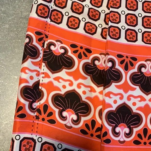 🎉HP🎉 Tory Burch Orange/Cream Knee Length Skirt w/ Bold Logo Accent Size 6 NWOT - Picture 4 of 6